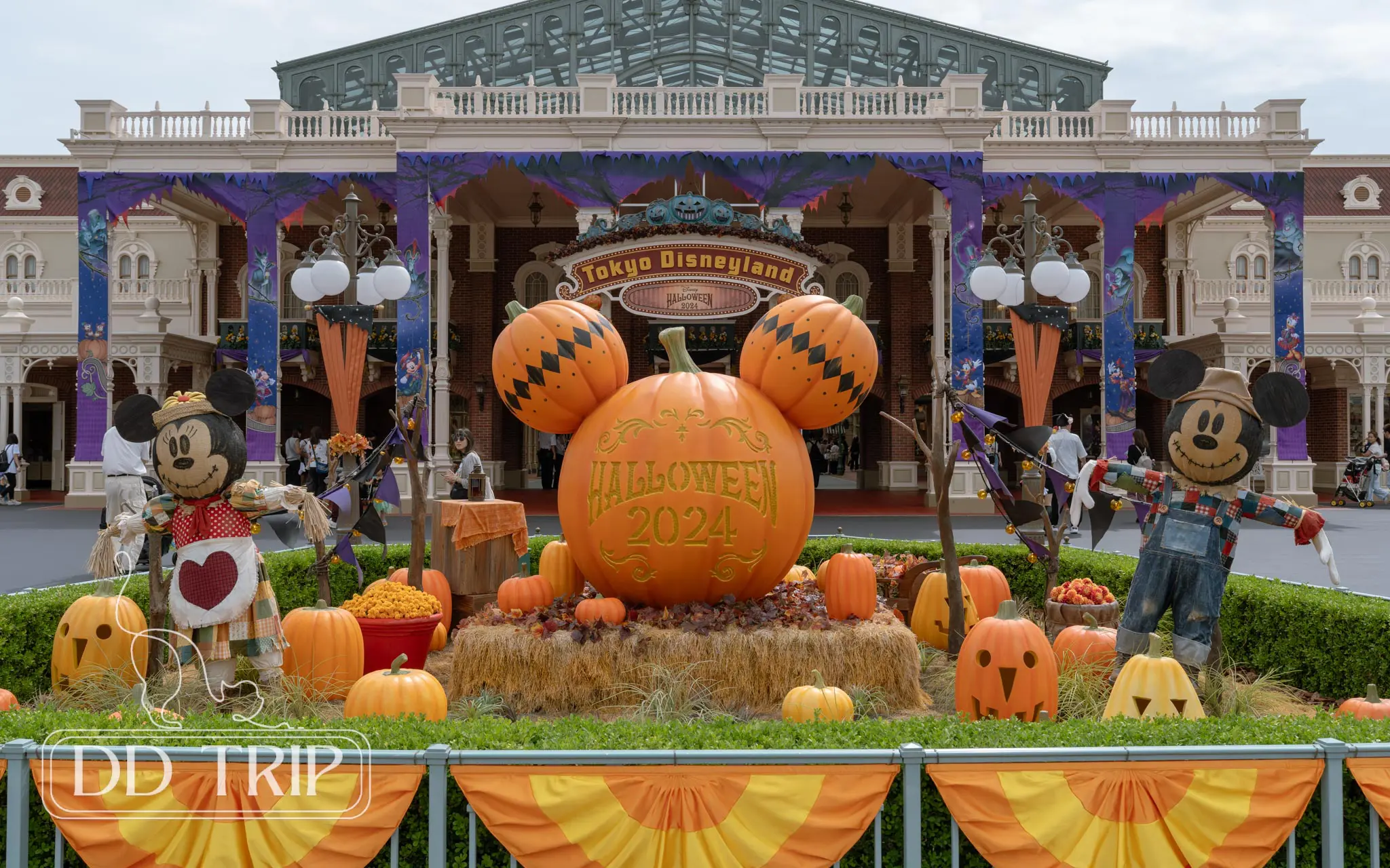 ディズニーハロウィン2025グッズいつから？売ってる場所もご紹介 | DD trip