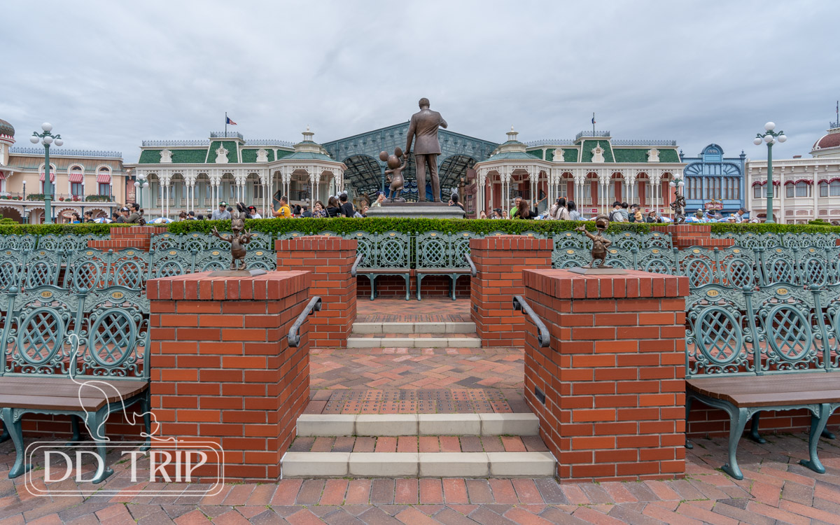 ディズニーランドパレードバケパ席