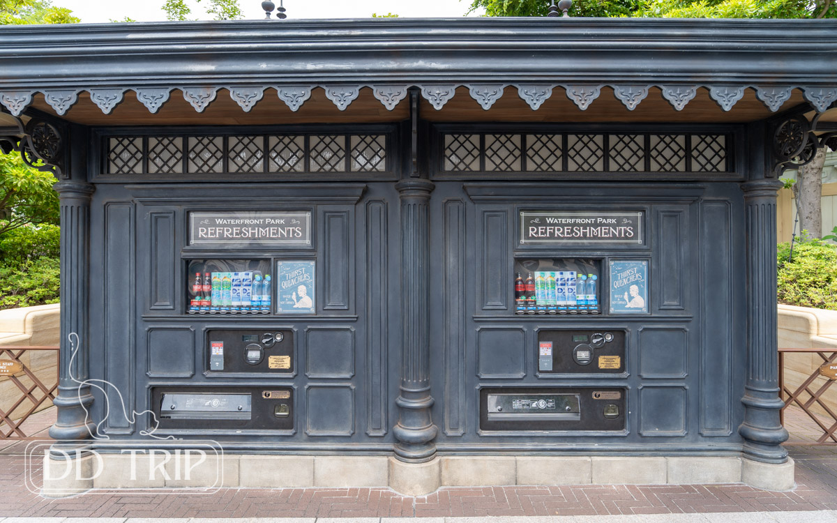 ディズニーシー自販機(タワーオブテラー前)
