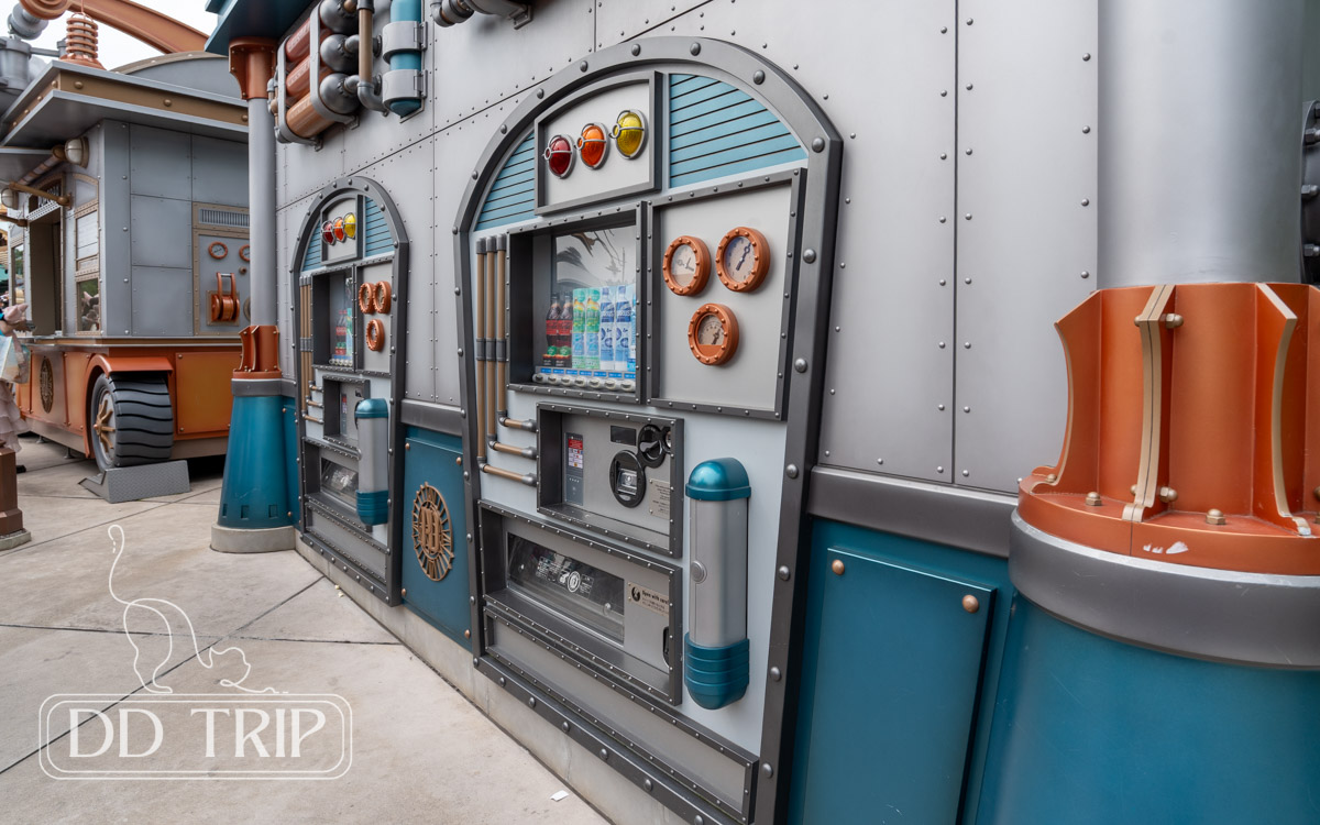 ディズニーシー自販機(アクアトピア前)