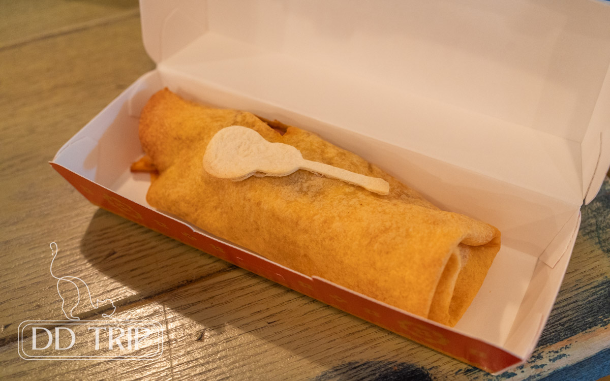 トルティーヤチーズドッグ(スパイシーソーセージ、チリコンカン、チキン)